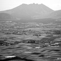 写真: 大観峰から根子岳を望む。