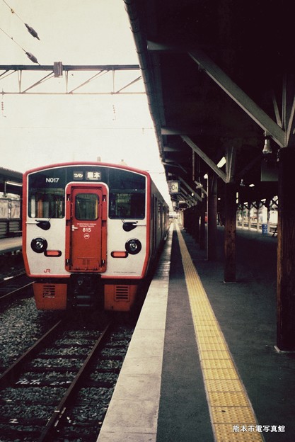 2001年の熊本駅0番Aホームの様子。