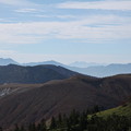写真: 標高2172m　日本国道最高地点から　山並み