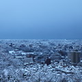 写真: 卯辰山から　雪の街並み(金沢市）