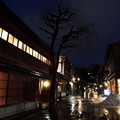 写真: 夜の金沢ひがし茶屋街(2)