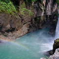 写真: 綿ヶ滝と虹