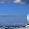 Photos: 新湊大橋と立山連峰