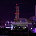 写真: 火力発電所 夜景・・週末の夜