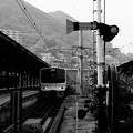 写真: 終着駅門司港・・到着した列車。。
