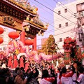 神戸来た龍も関帝廟前で春節パレードを盛り上げる?・・20130217