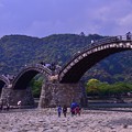 写真: 晴れた午後の錦帯橋の風景・・20130504