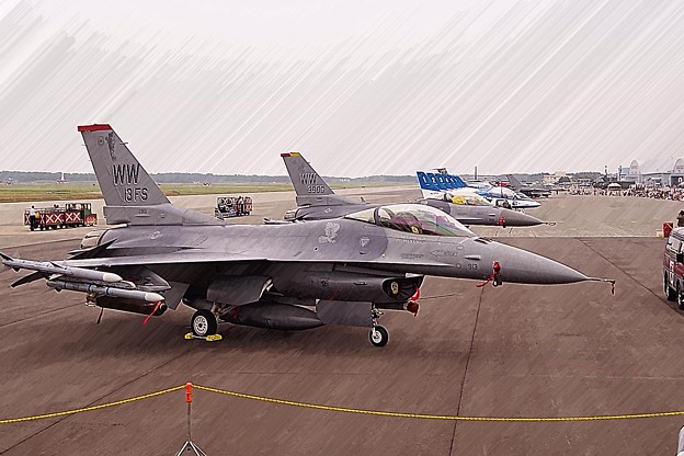 三沢基地の米軍機第13と第14戦闘飛行隊F-16C・・20130915