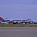 小松空港の定期貨物便カーゴルックス航空B747-400F
