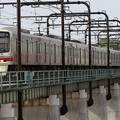 写真: 京王電鉄　８０００系　特急　京王八王子　行き