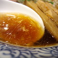 写真: 醤油ラーメン　スープアップ