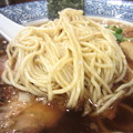 写真: 醤油ラーメン　麺アップ