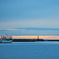 写真: 青の漁港