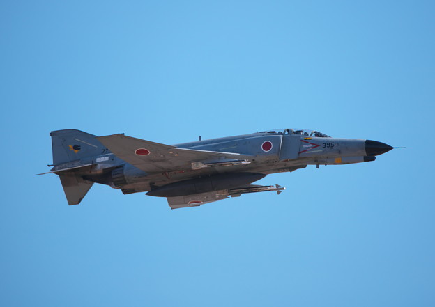 写真: F-4EJ改