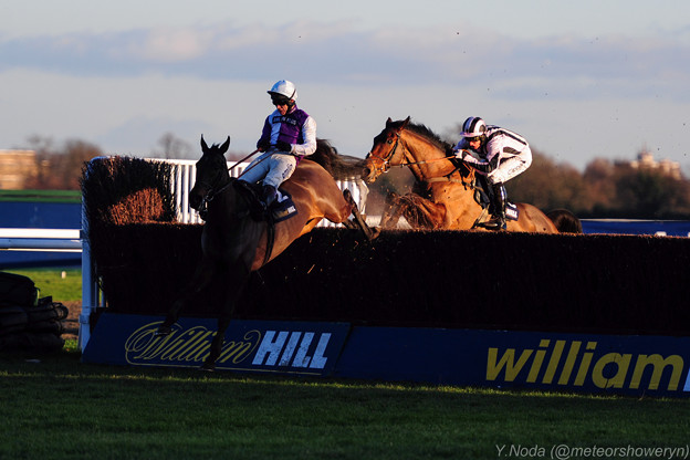 11.Planet Of Sound clears final fence -William Hill - Bet On The Move Handicap Chase-